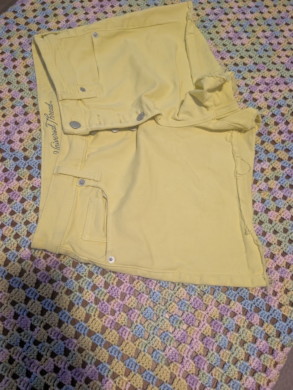 Universal Threads Yellow  High Rise Shortie Denim Shorts Size 8 - Picture 7 of 9